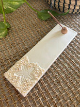Load image into Gallery viewer, INCENSE BURNER-with shells + beechwood bead