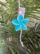 Load image into Gallery viewer, ESSENTIAL OIL CAR DIFFUSER- Frangipani