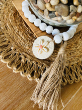Load image into Gallery viewer, BEADED GARLAND
